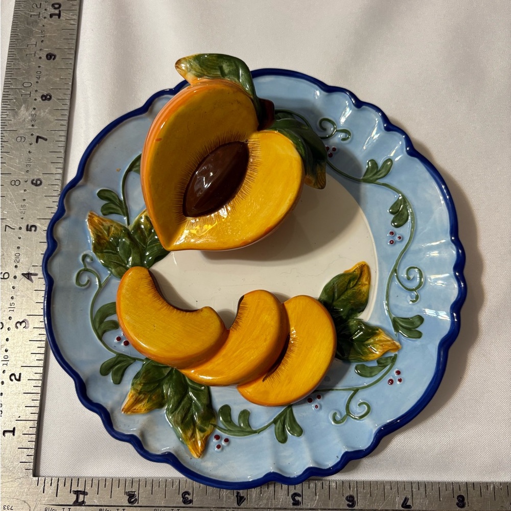 Peaches 3D Hand Painted Decorative Plate Blue and Yellow w/ wall‎ hook